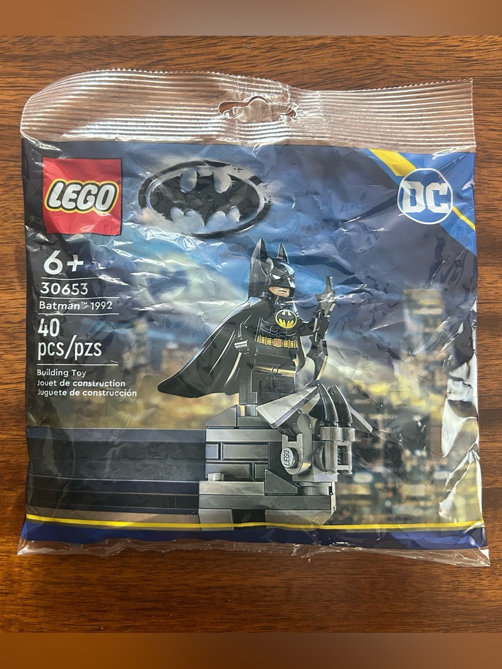NEW! Lego Batman 30653 DC Batman TM
1992 40 Piece Mini Figure Set